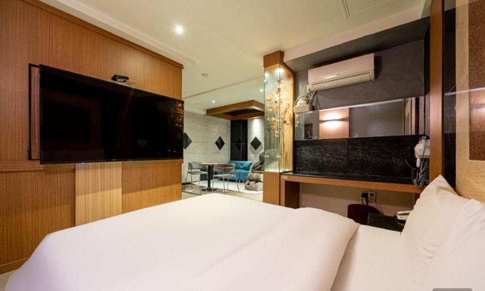 Nowon Luxe Hotel